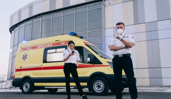 甘孜救护车转运病人算来回费用吗？